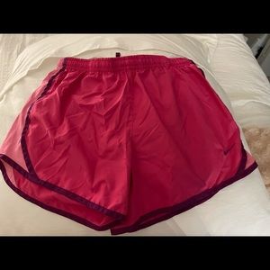 Nike shorts like new